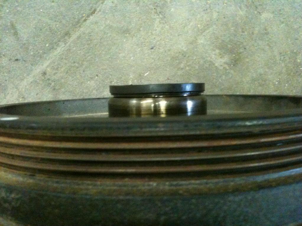 LS3 Harmonic Balancer has a notch and the L92 harmonic Balancer doesen